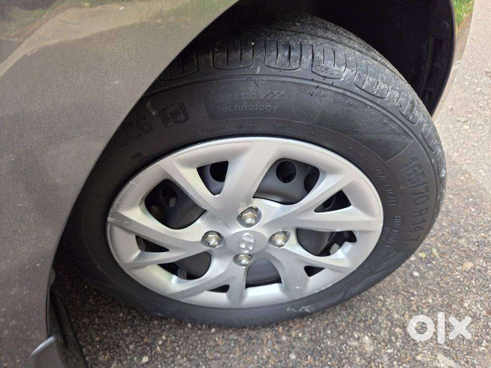 Hyundai Grand I10 Sportz, 2017, Petrol