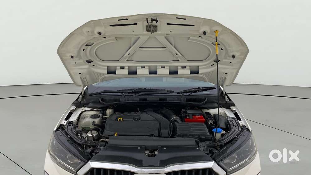 Skoda Slavia 1.5 Tsi Style Dsg, 2022, Petrol