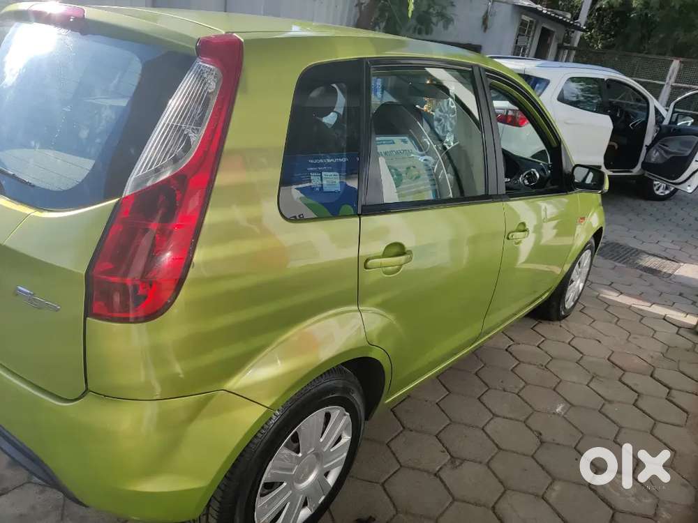 Ford Figo Petrol Manual 2010