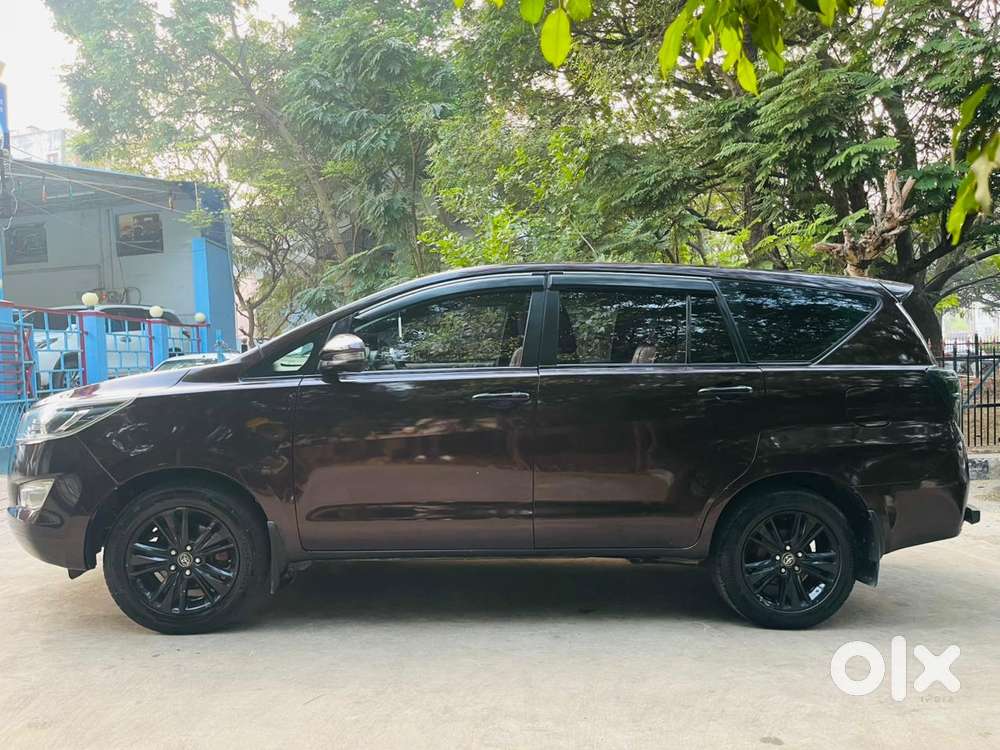 Toyota Innova Crysta 2.8 Z, 2016, Diesel