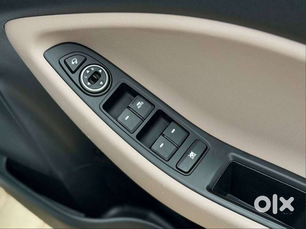 Hyundai Elite I20 1.2 Asta (o) Cvt, 2019, Petrol