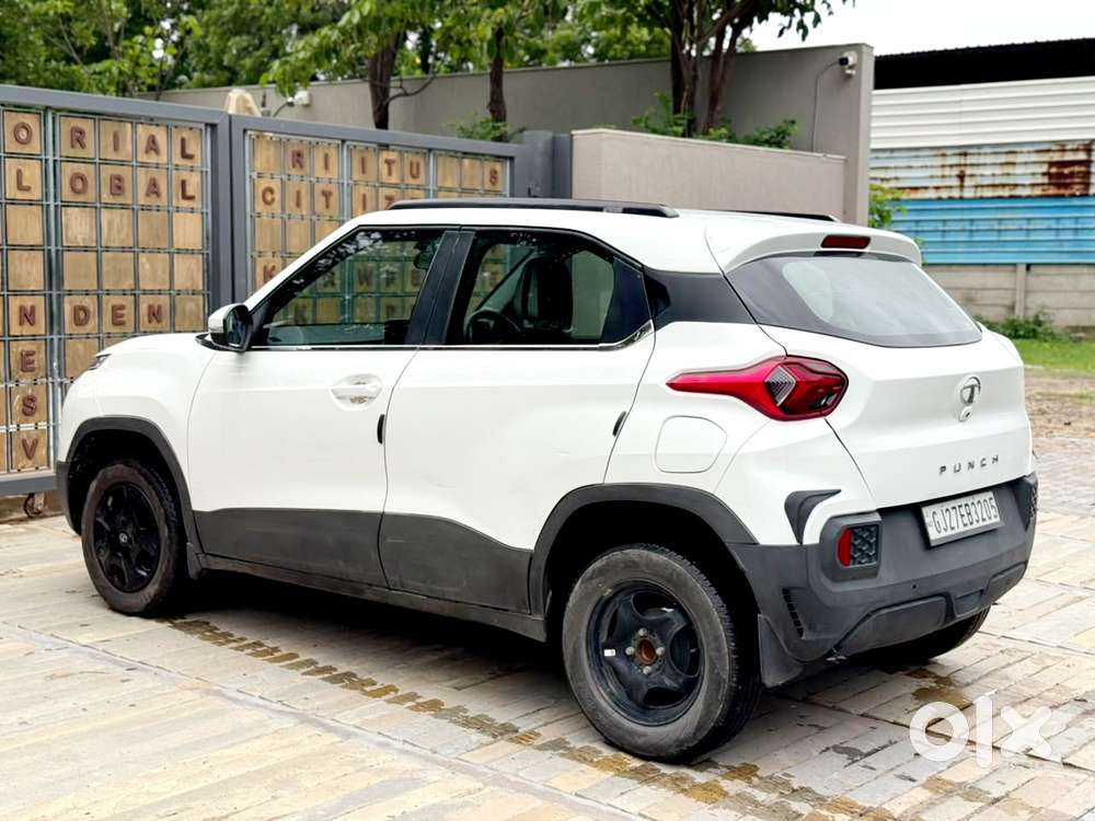 Tata Punch Accomplished Amt, 2022, Petrol