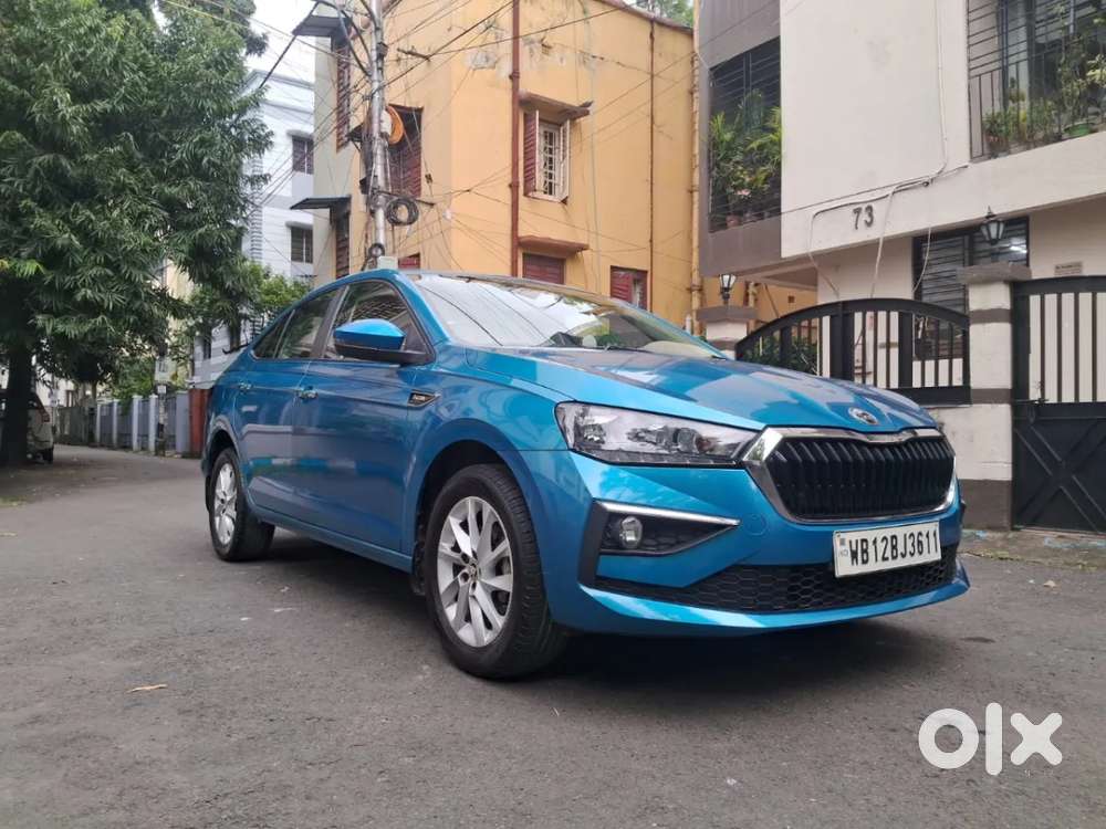 Skoda Slavia Ambition 1.0l Tsi At, 2022, Petrol