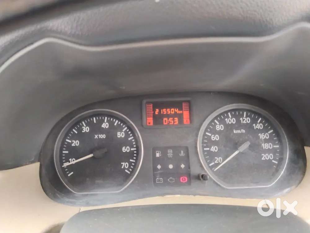 Nissan Terrano 2015 Diesel 215000 Km Driven
