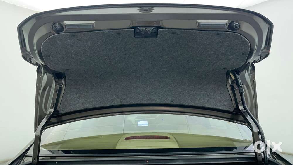 Honda City 1.5 V 4th Gen I-vtec Mt, 2022, Petrol