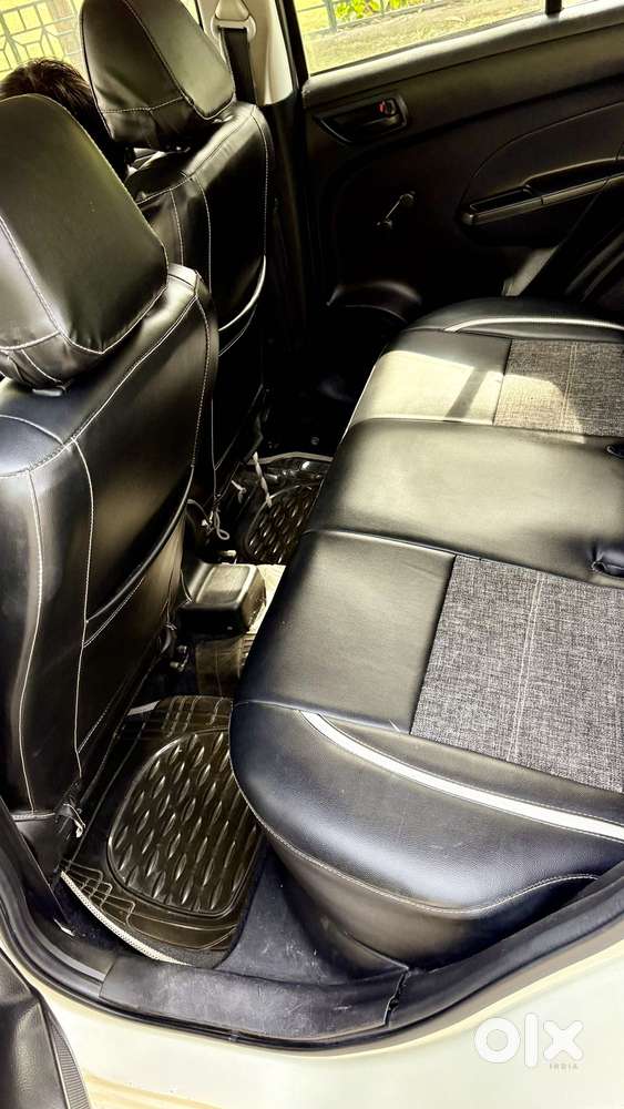 Maruti Suzuki Swift Lxi Optional-o, 2011, Petrol