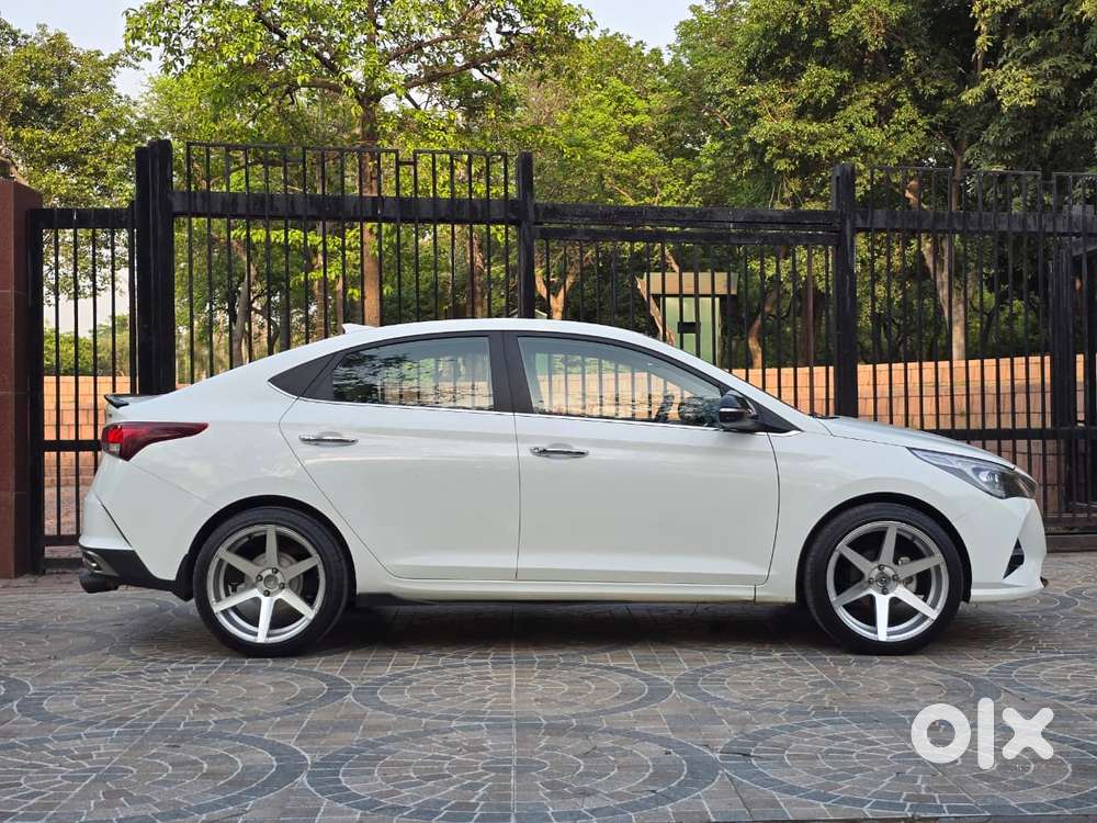 Hyundai Verna 1.5 Sx Petrol Mt, 2022, Petrol