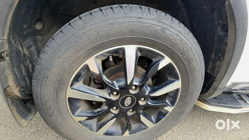 Mahindra Xuv500 Diesel 2019 Very Low Km