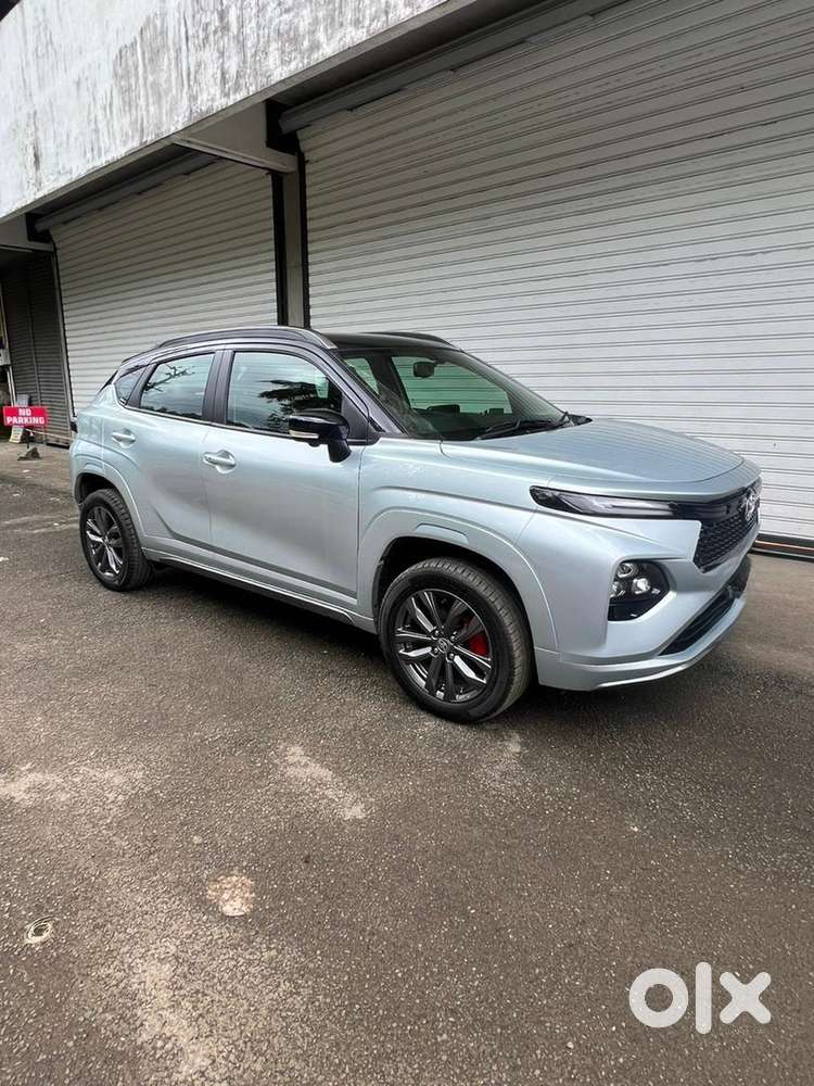 Toyota Urban Cruiser 2024 Petrol At