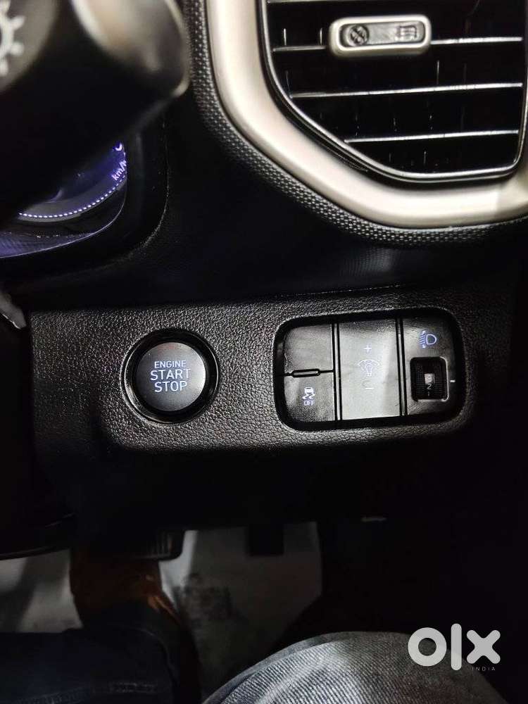 Hyundai Venue Sx Plus Turbo Dct, 2019, Petrol