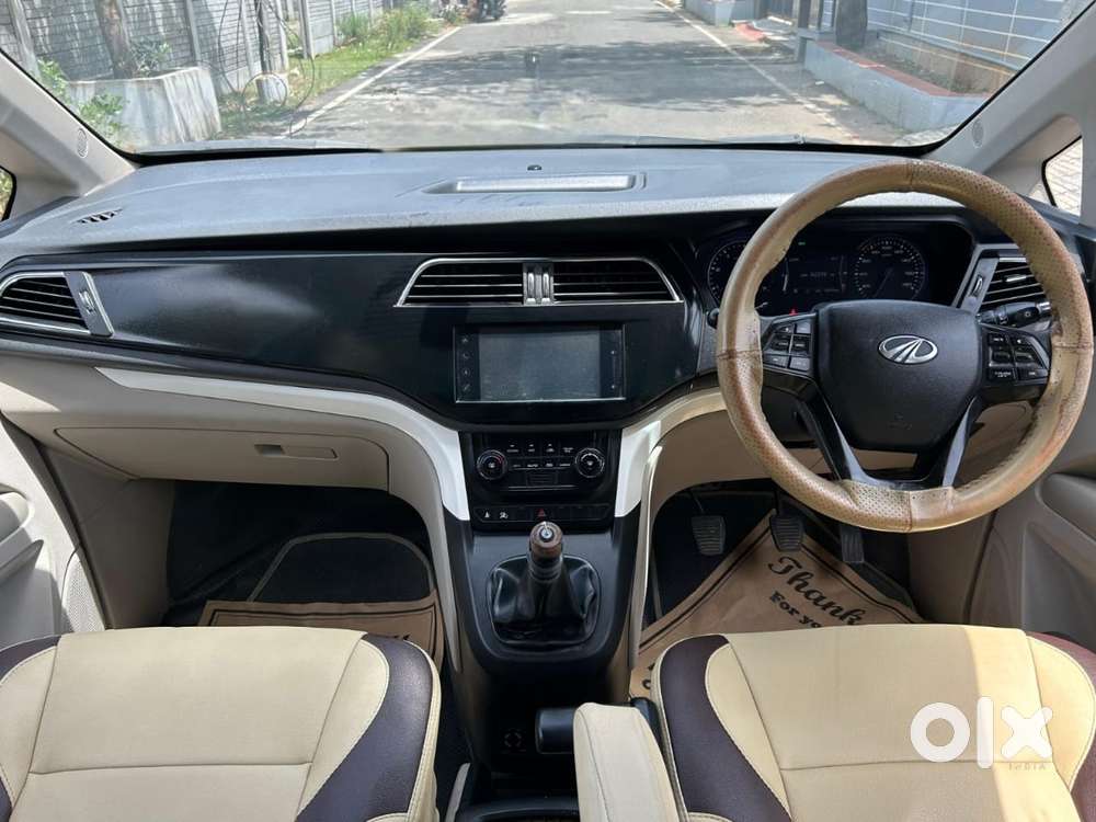 Mahindra Marazzo M8 8str, 2018, Diesel