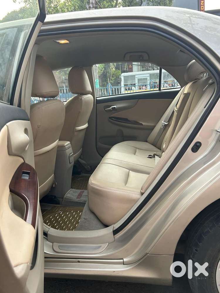 Toyota Corolla Altis 2010-2013 G, 2012, Petrol