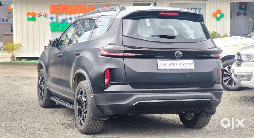 Tata Safari Accomplished X Plus 6 Str Stealth Edition At, 2025, Dies..