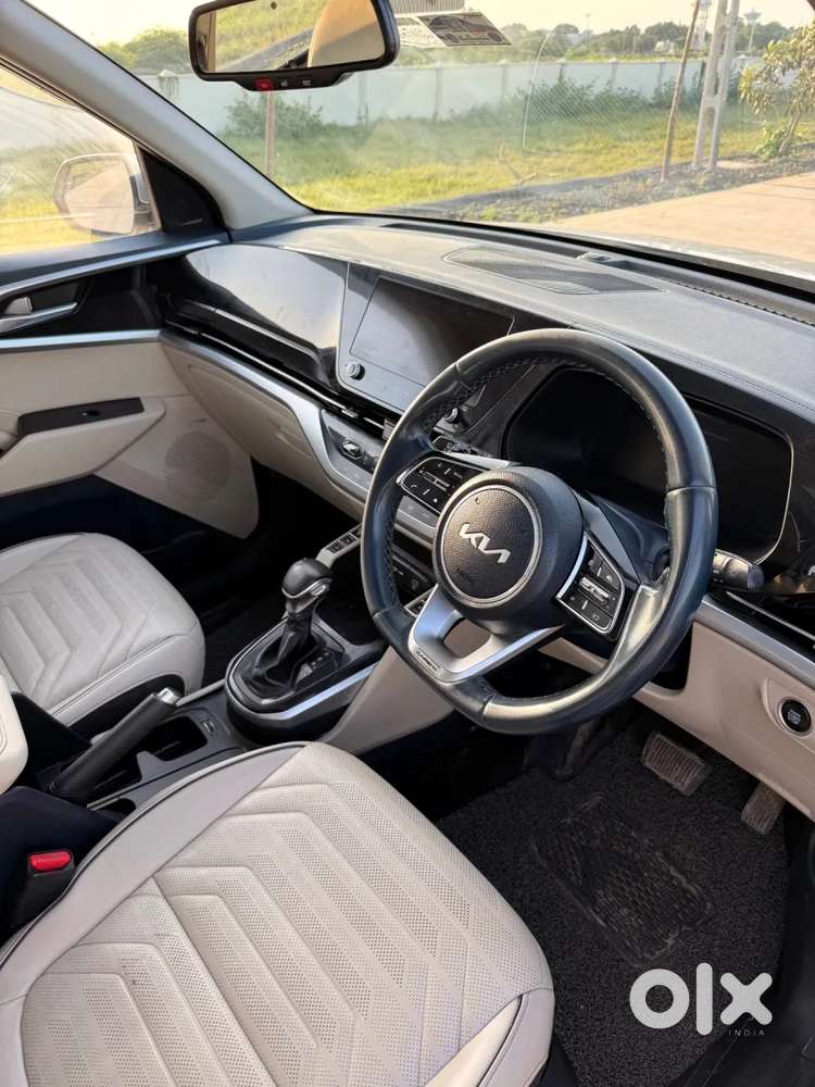 Kia Carens Luxury (o)1.5 Diesel At 7 Str, 2022, Diesel