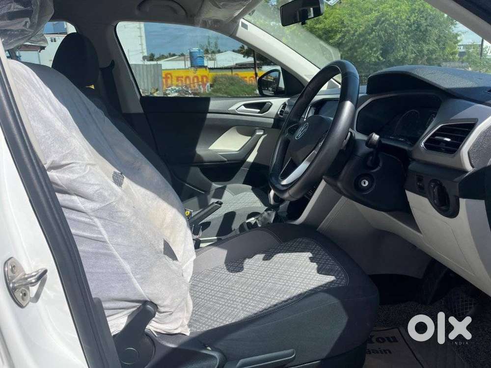 Volkswagen Taigun 1.0 Tsi Highline At, 2022, Petrol