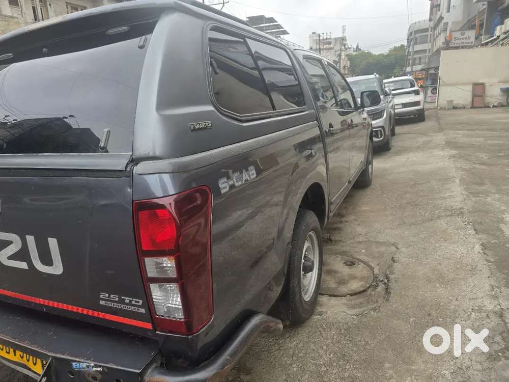 Isuzu D Max Scab