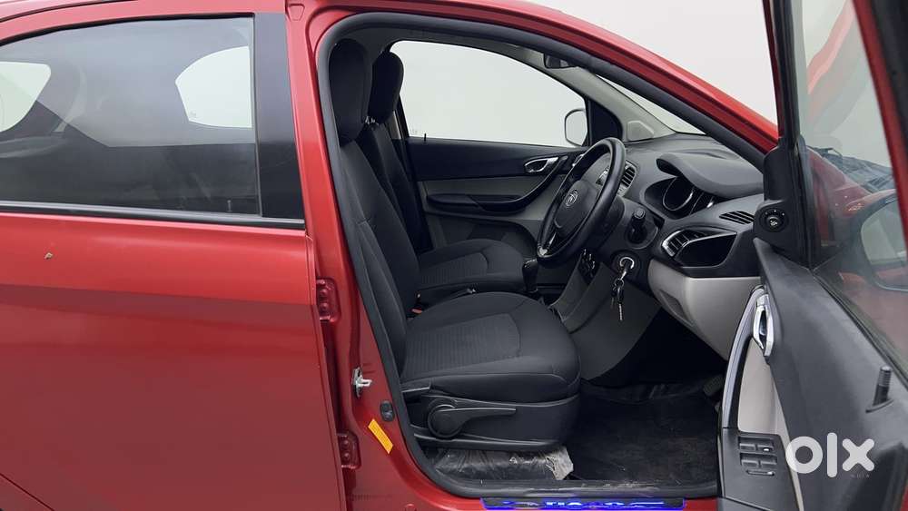 Tata Tiago Xz, 2018, Petrol