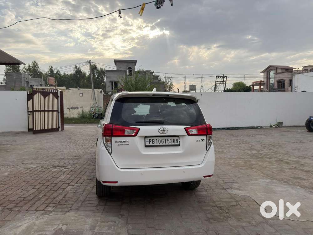 Toyota Innova Crysta 2.4 V, 2018, Diesel