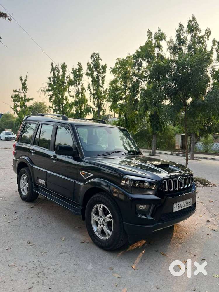 Mahindra Scorpio S10, 2017, Diesel