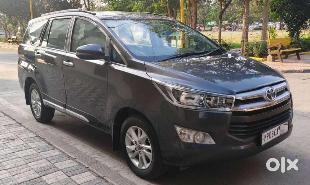 Toyota Innova Crysta 2.4 G Mt 8s, 2017, Diesel