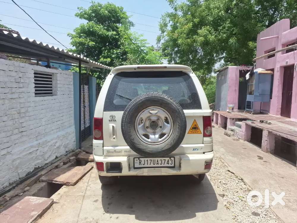 Tata Safari