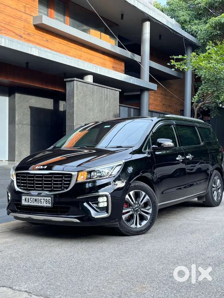 Kia Carnival Limousine Plus 2022 Diesel 71000 Km Driven
