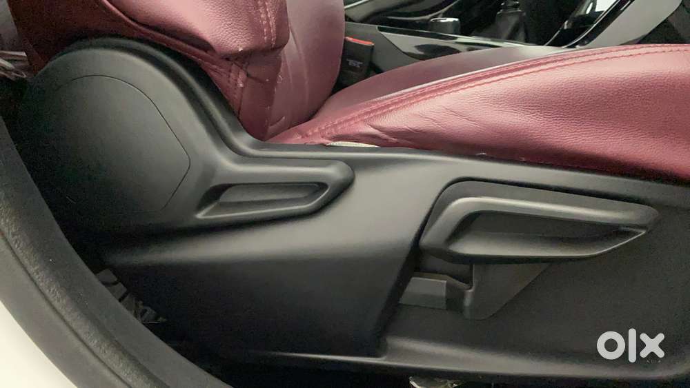 Tata Nexon Fearless S Purple 1.2 Revotron Petrol 6mt Dual Tone, 2024..