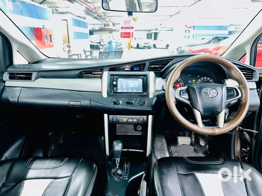 Toyota Innova Crysta 2.8 Gx At 8s, 2016, Diesel