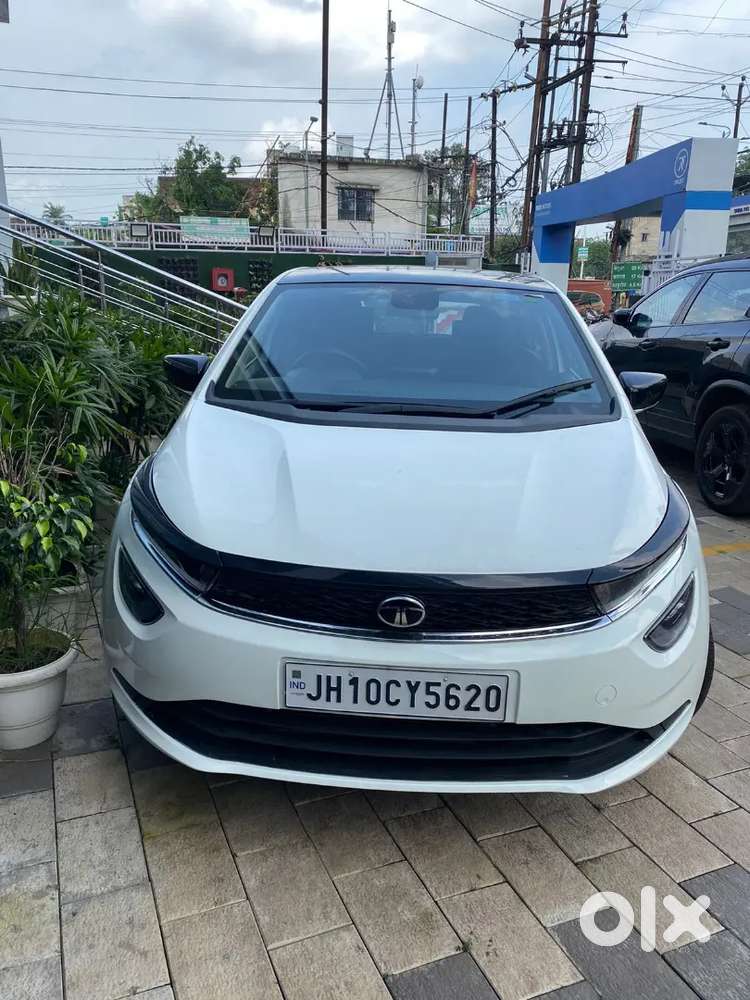 Tata Altroz Xz Plus S 2024 Petrol Well Maintained