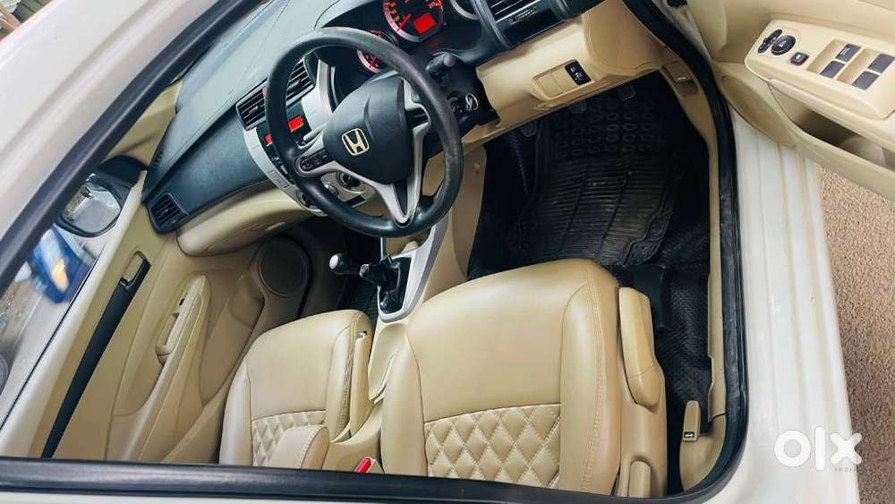 Honda City, 2011, Petrol