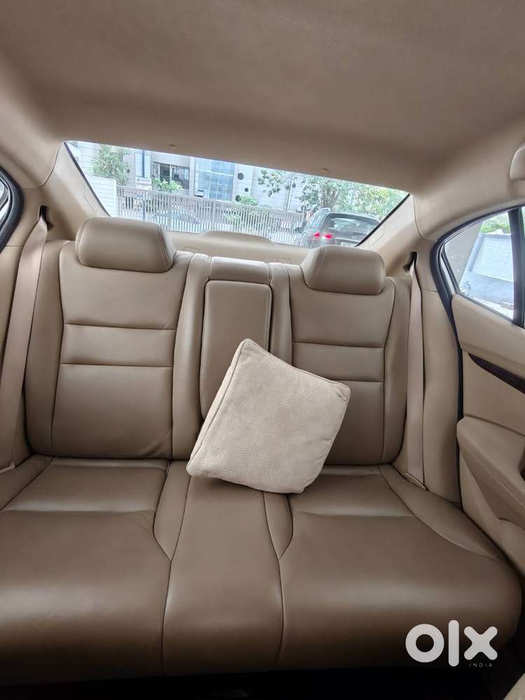 Honda City 1.4 V Mt 2012  Silver  Excellent Condition  Single Owner