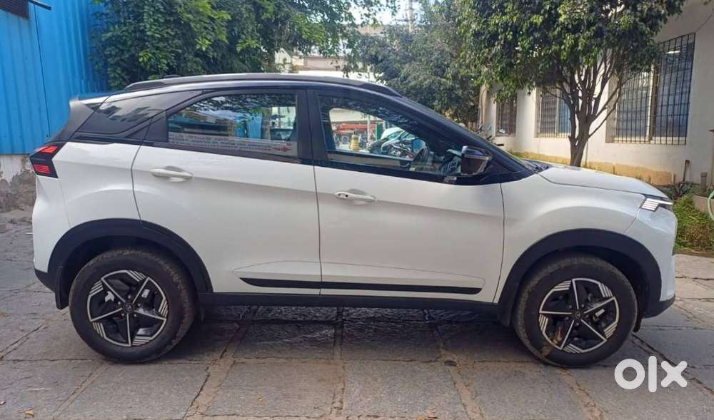 Tata Nexon Fearless Plus S Purple 1.2 Revotron Petrol 7dca Dt, 2024,..