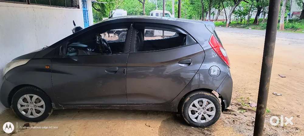 Hyundai Eon Magna+ 2016 Petrol Manual