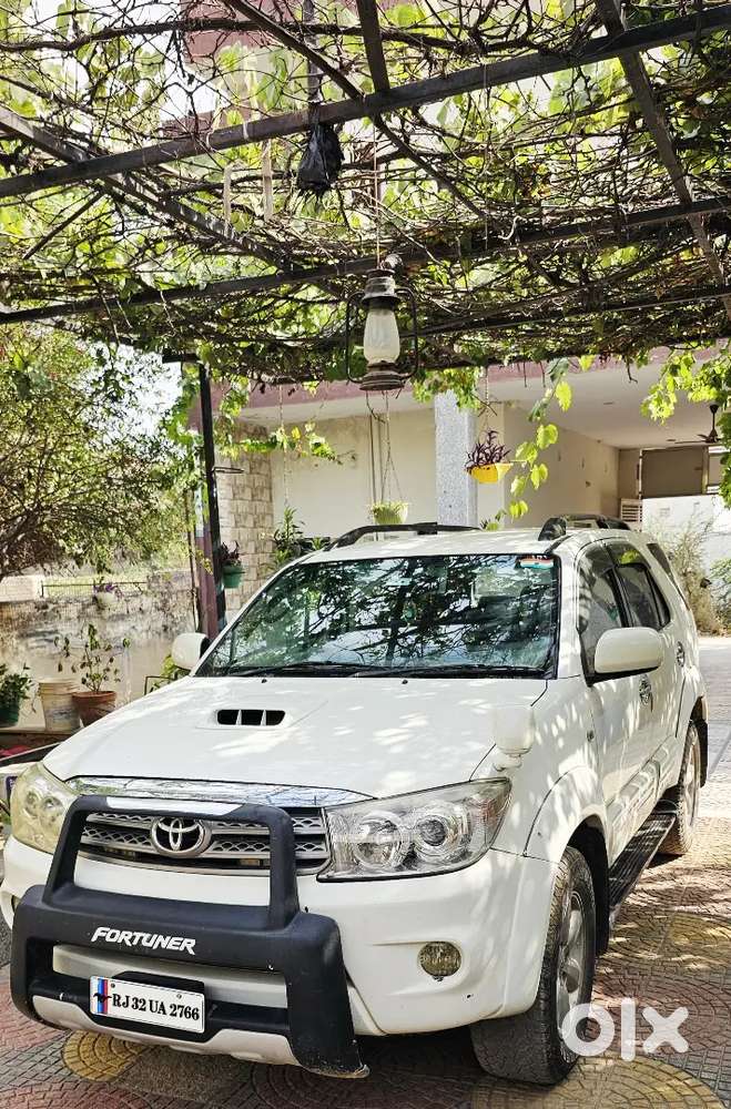 Toyota Fortuner 2.8 Diesel 2011