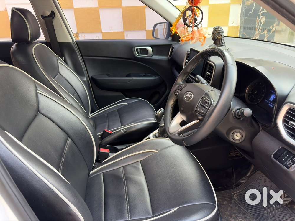 Hyundai Venue 2021 Goverment Officer Vehicle