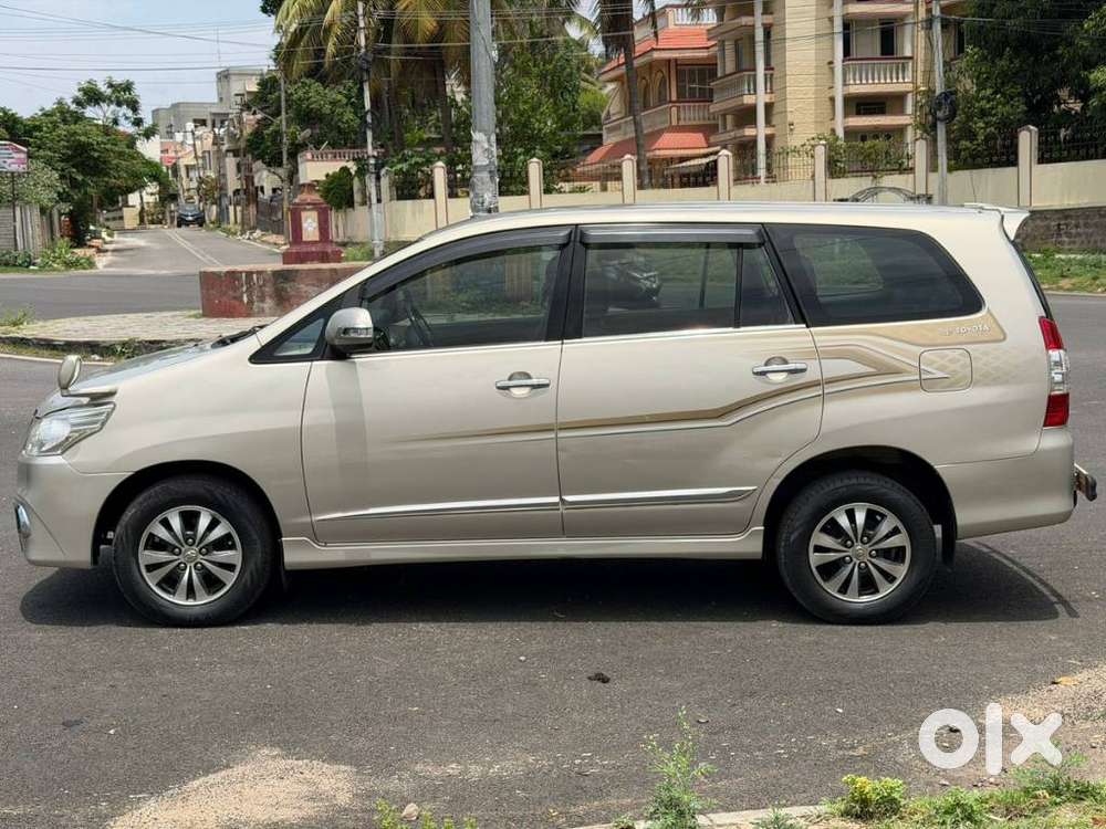 Toyota Innova 2.5 Z Diesel 7 Seater, 2015, Diesel