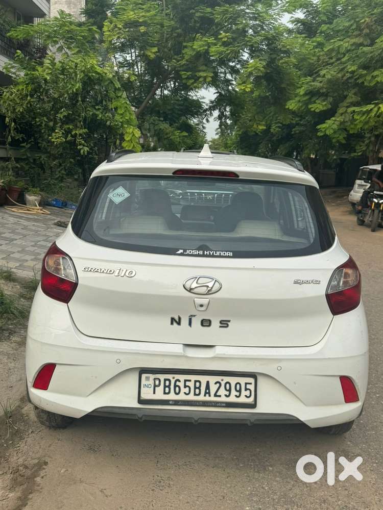 Hyundai Grand I10 2021 Km Driven