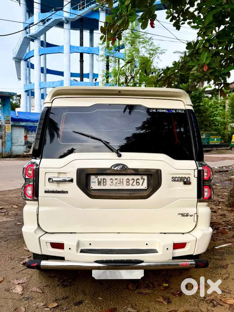 Mahindra Scorpio S10 2016 Diesel Lifetime Tax