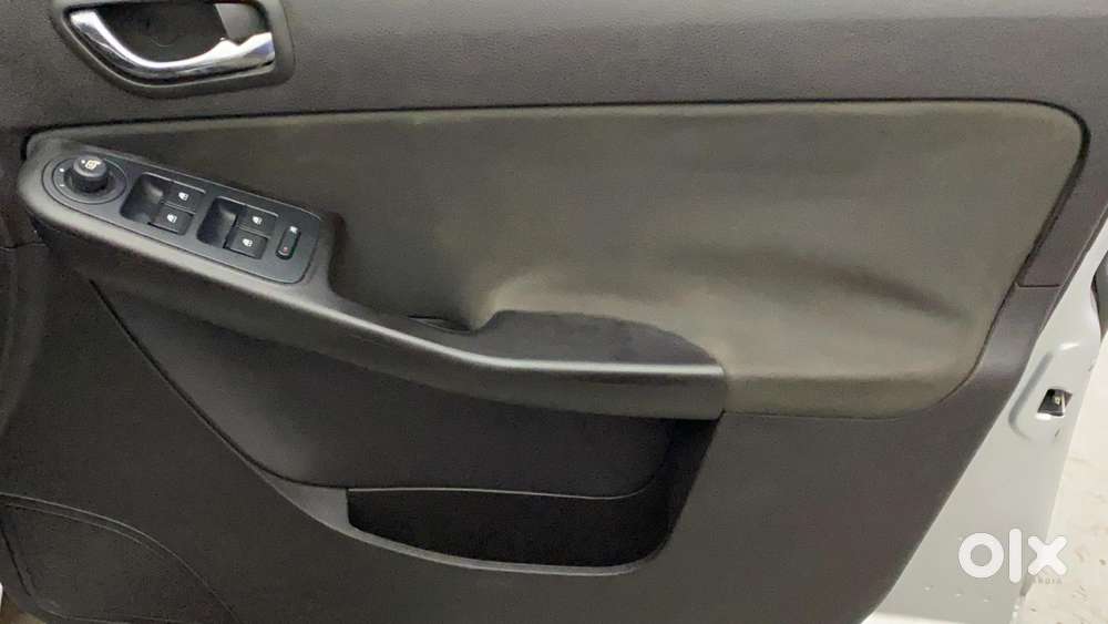 Tata Zest 1.2 Revotron Xt, 2016, Petrol
