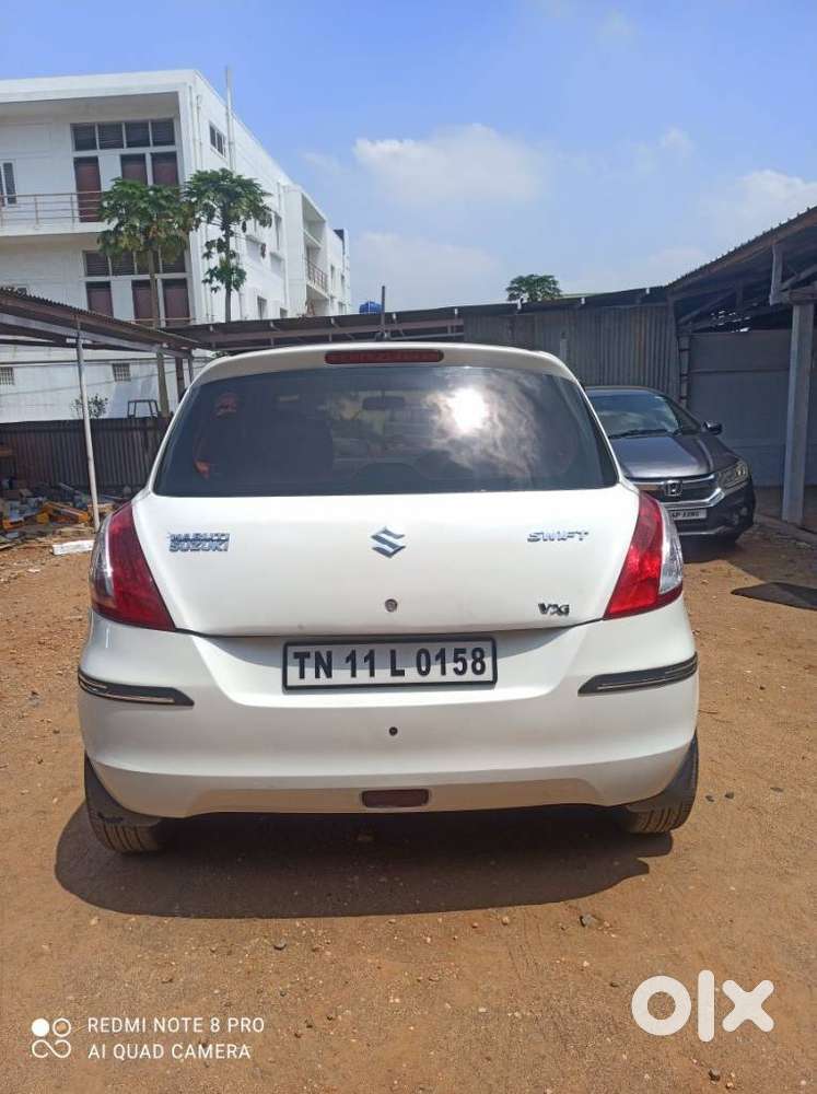 Maruti Suzuki Swift Vxi 1.2 Abs Bs-iv, 2015, Petrol