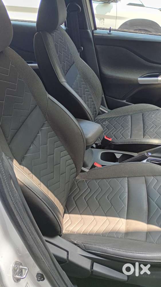 Nissan Magnite 1.0 Xv Premium Turbo Cvt, 2023, Petrol