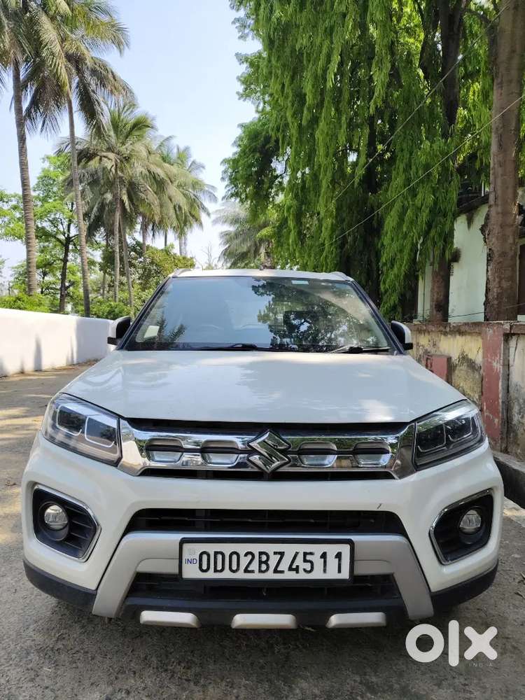 Maruti Suzuki Brezza 4 Petrol Well Maintained