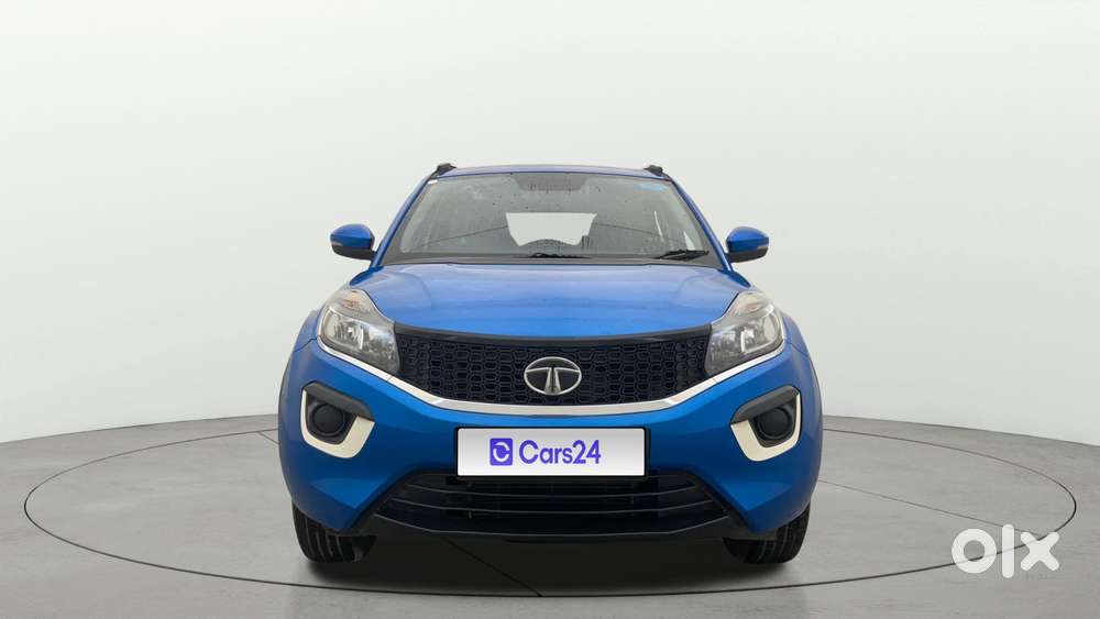 Tata Nexon 1.2 Revotron Xt, 2018, Petrol
