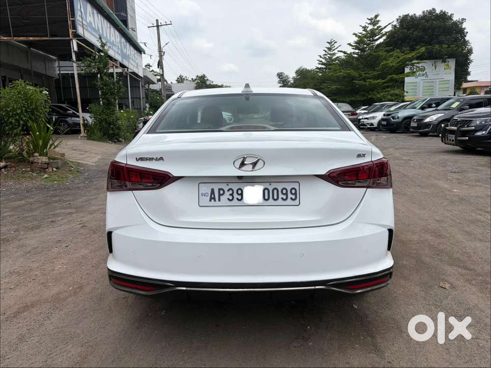 Hyundai Verna 1.5 Sx Diesel At, 2021, Diesel