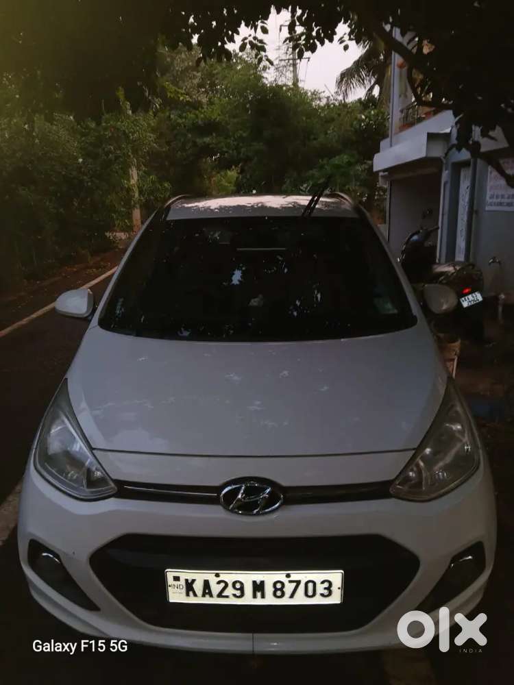 Hyundai Grand I10 2013 Diesel 93000 Km Driven