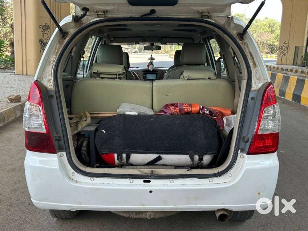 Toyota Innova 2009-2011 Cng, 2009, Cng & Hybrids