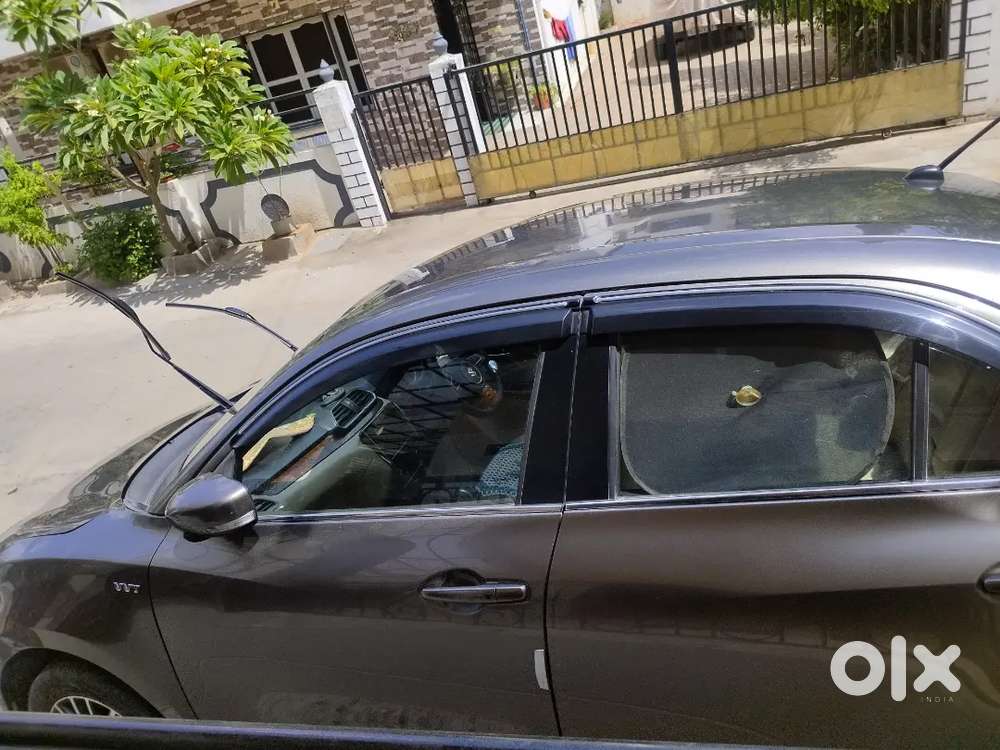 Maruti Suzuki Dzire Zxi 2018 Plus