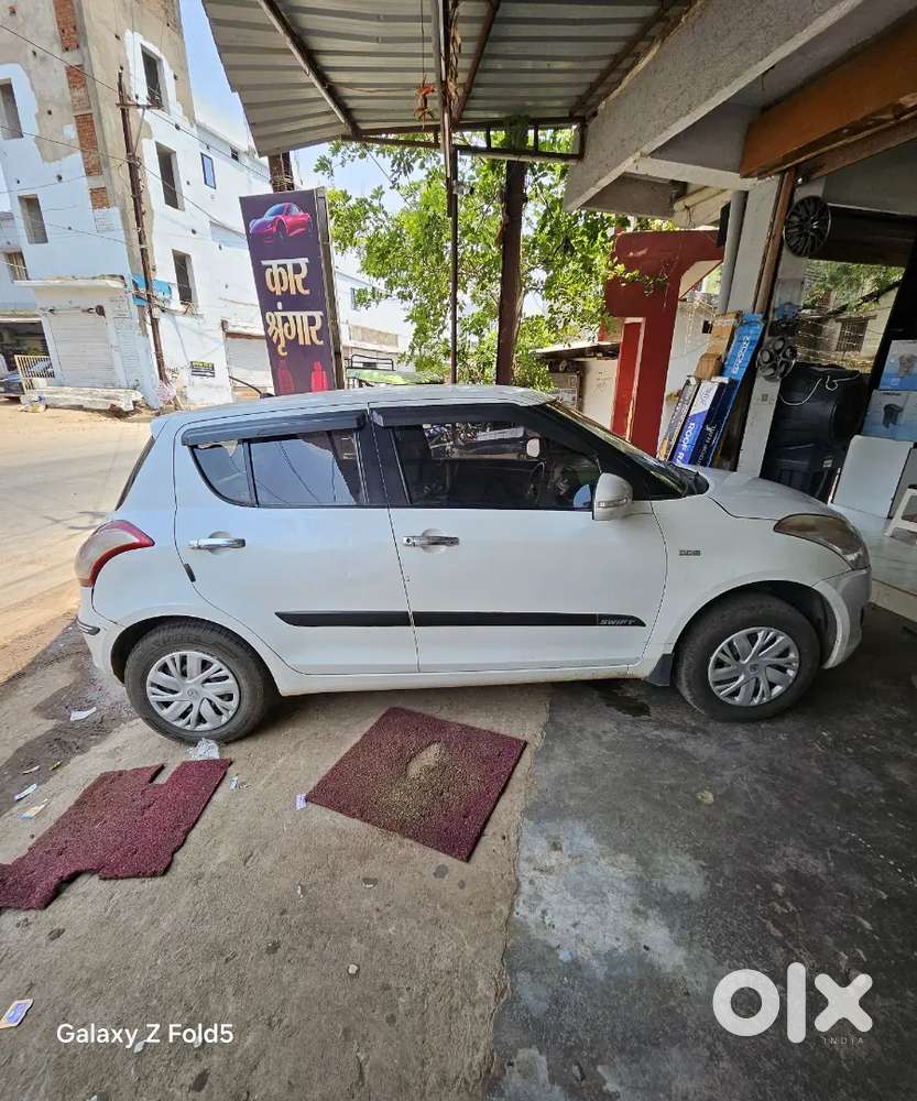 Mint Condition No Work In Car