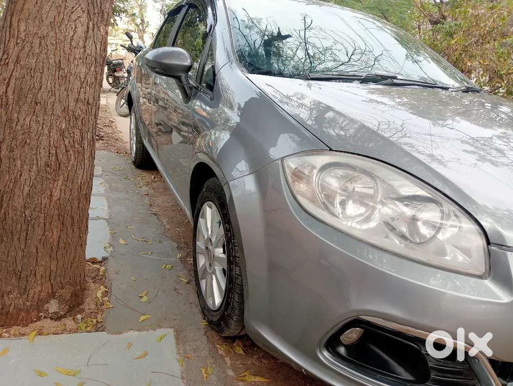 Fiat Linea 2015 Diesel 136000 Km Driven