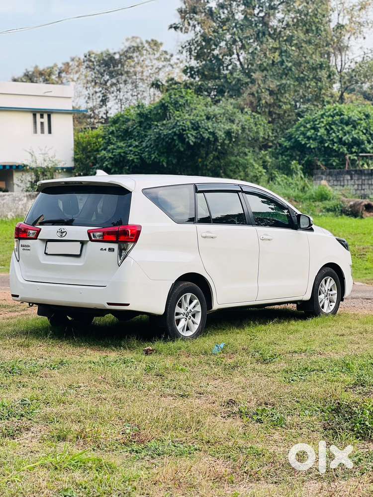 Toyota Innova Crysta 2.4 G Mt, 2018, Diesel